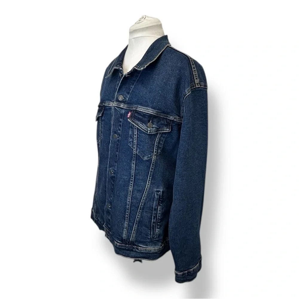 Levis stylish versatile